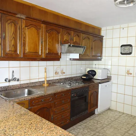 Casa Con Piscina Junto Al Mar *